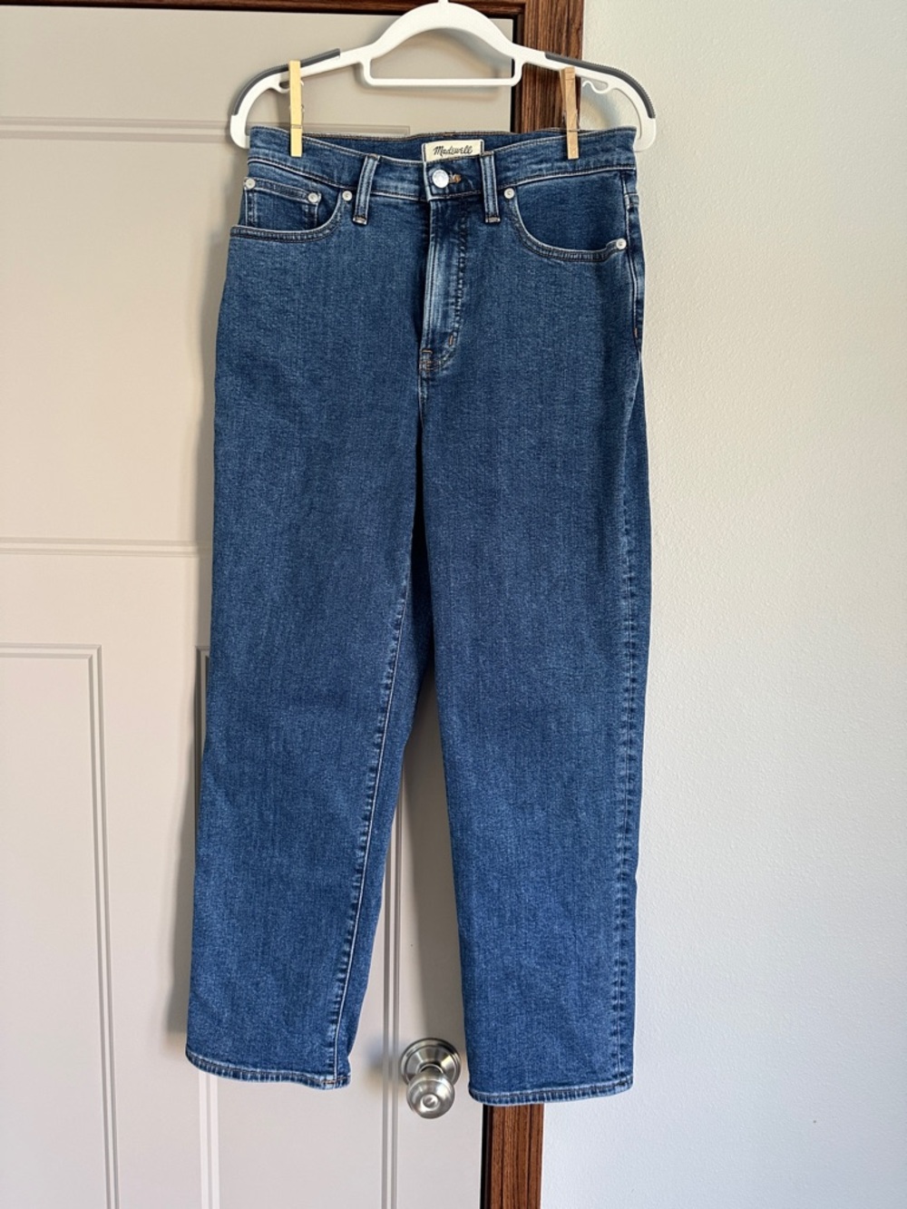 Madewell The Perfect Vintage Straight Jean in Bright Indigo Instacozy Edition 27 - Picture 3 of 9